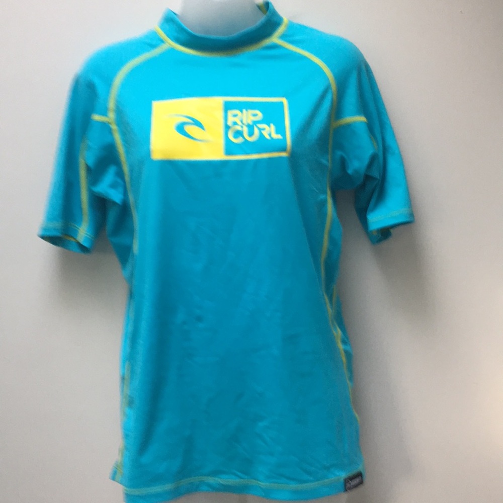 Women’s size L Rip Curl short sleeve Rash Guard